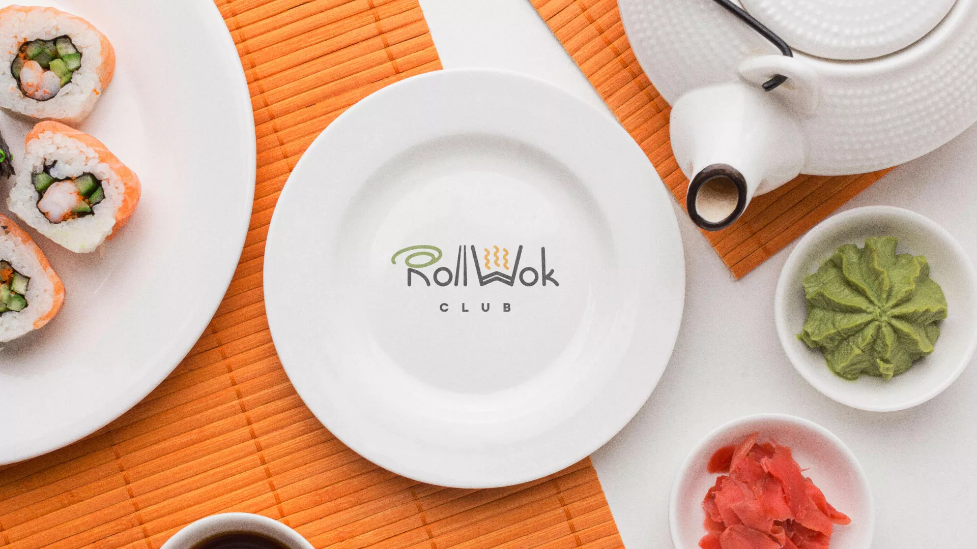 Разработка логотипа и фирменного стиля в Константиновске для суши-бара «Roll Wok Club» Разработка логотипа и фирменного стиля в Константиновске для суши-бара «Roll Wok Club»